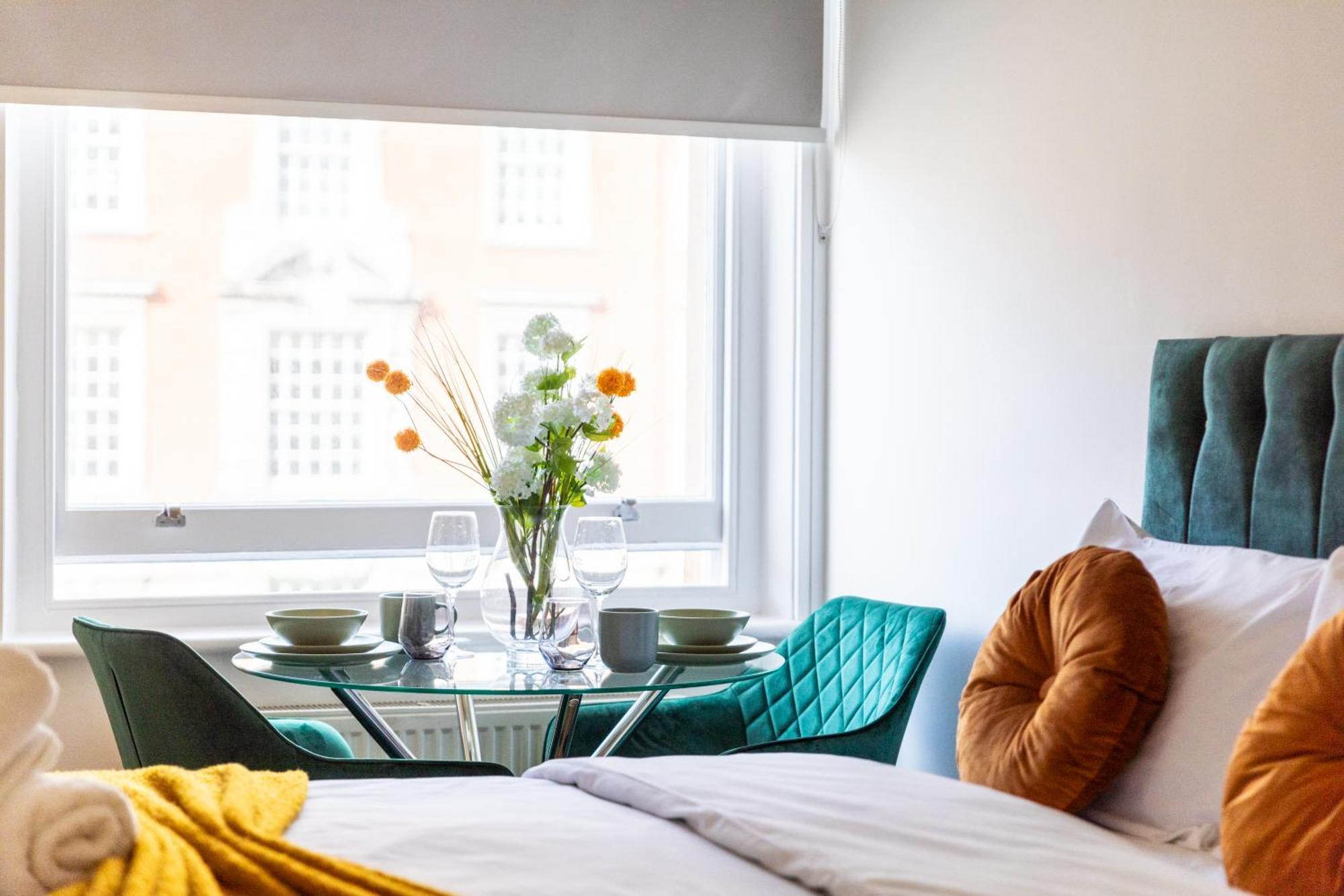 Clarges- Hsk Suites London Kültér fotó
